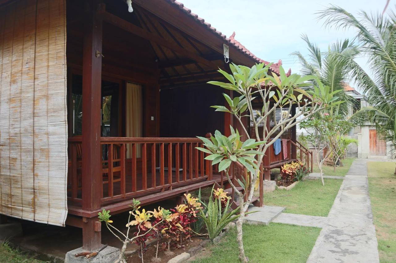 Svaha Nusa Guest House Lembongan Exterior foto